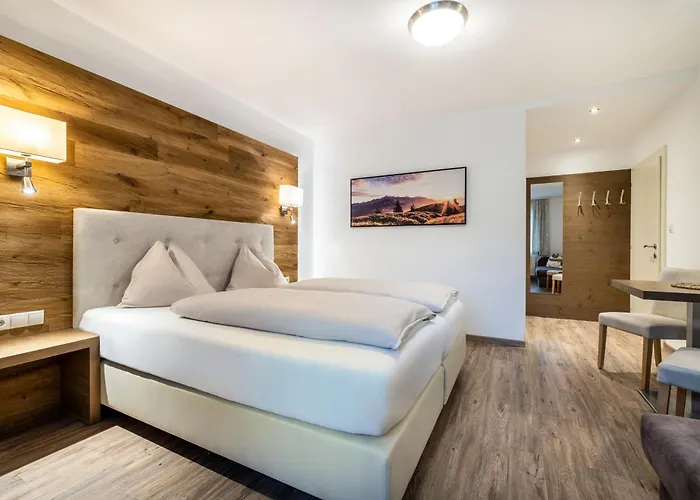 亚格海姆公寓式酒店 4* 弗拉绍